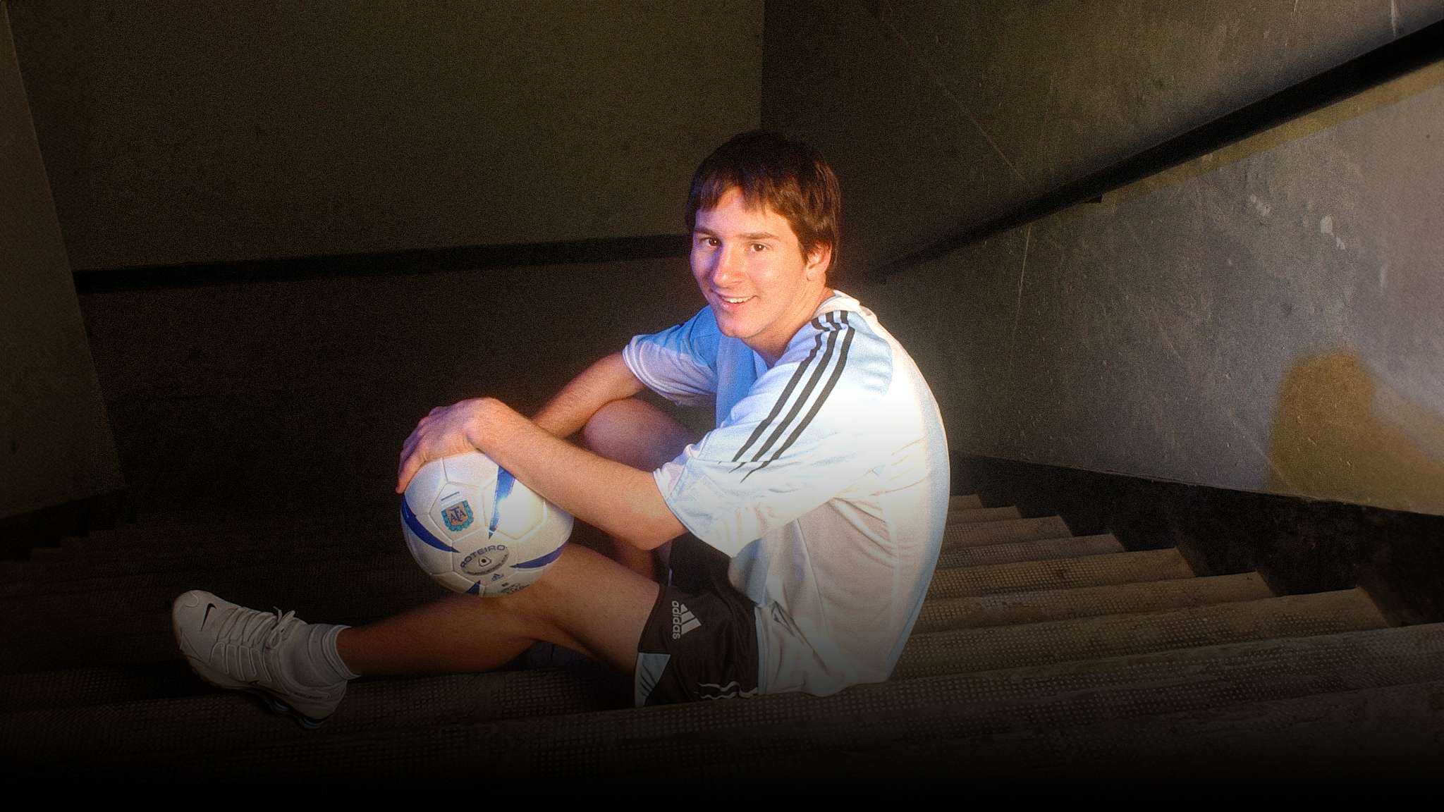 度也多次受 度也多次受